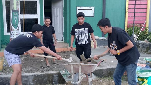 NSR Hibahkan Markas HMI Bone, Dukung Kaderisasi Mahasiswa