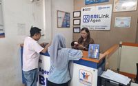 Konsisten Edukasi Warga, Agen BRILink Kursumawati Sukses Raih Grand Prize!