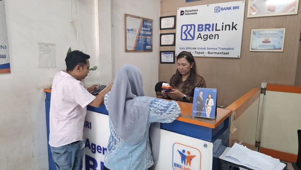 Lewat BRILink, Kursumawati Bantu Warga Melek Layanan Perbankan