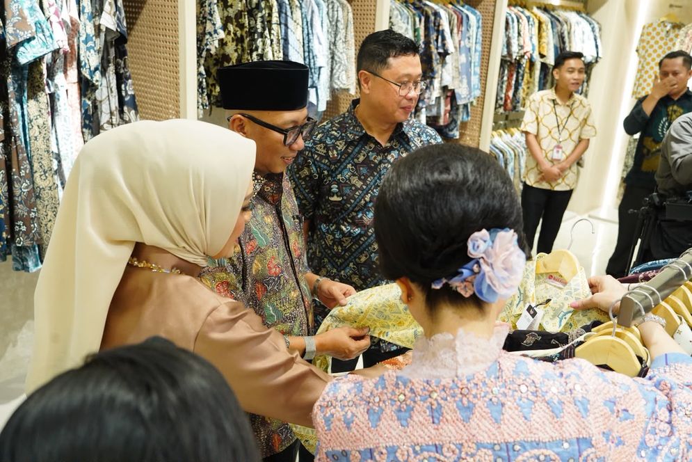 Dekranasda Lampung Gandeng Batik Keris Promosikan Wastra ke Pasar Nasional.jpeg