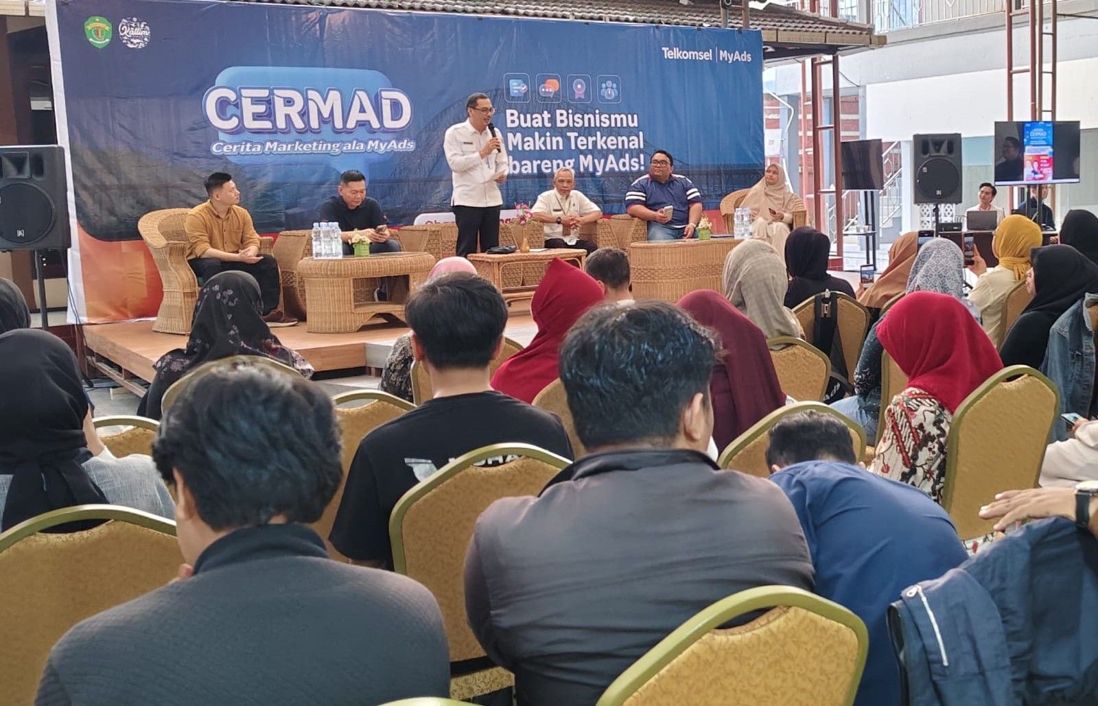 Telkomsel CERMAD Bantu UMKM Samarinda Kuasai Digital Marketing AI 2026