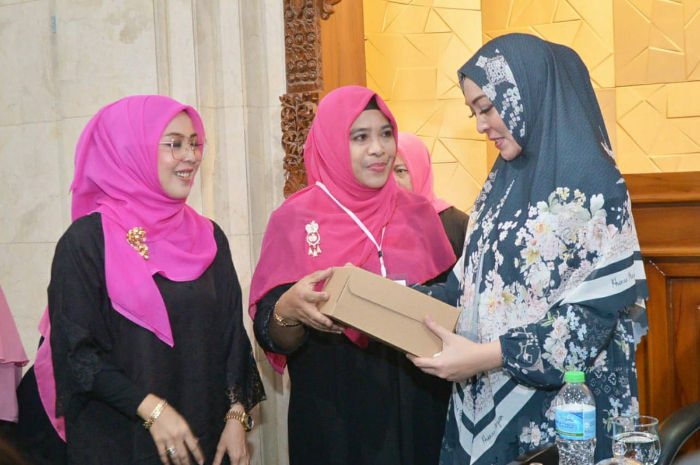 Kisah UMKM Cimahi, Omzet Naik Berkat Program Sertifikasi Halal BRI Peduli
