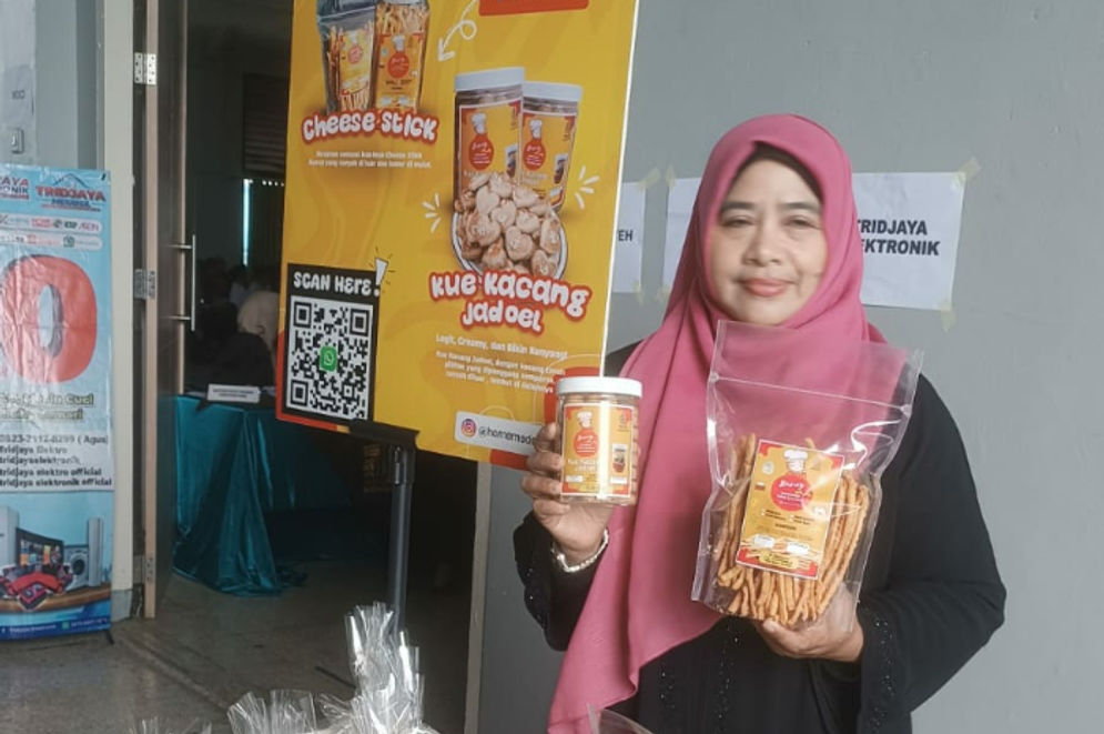 Cerita Sukses UMKM Cimahi Tingkatkan Omzet Berkat Sertifikasi Halal BRI Peduli