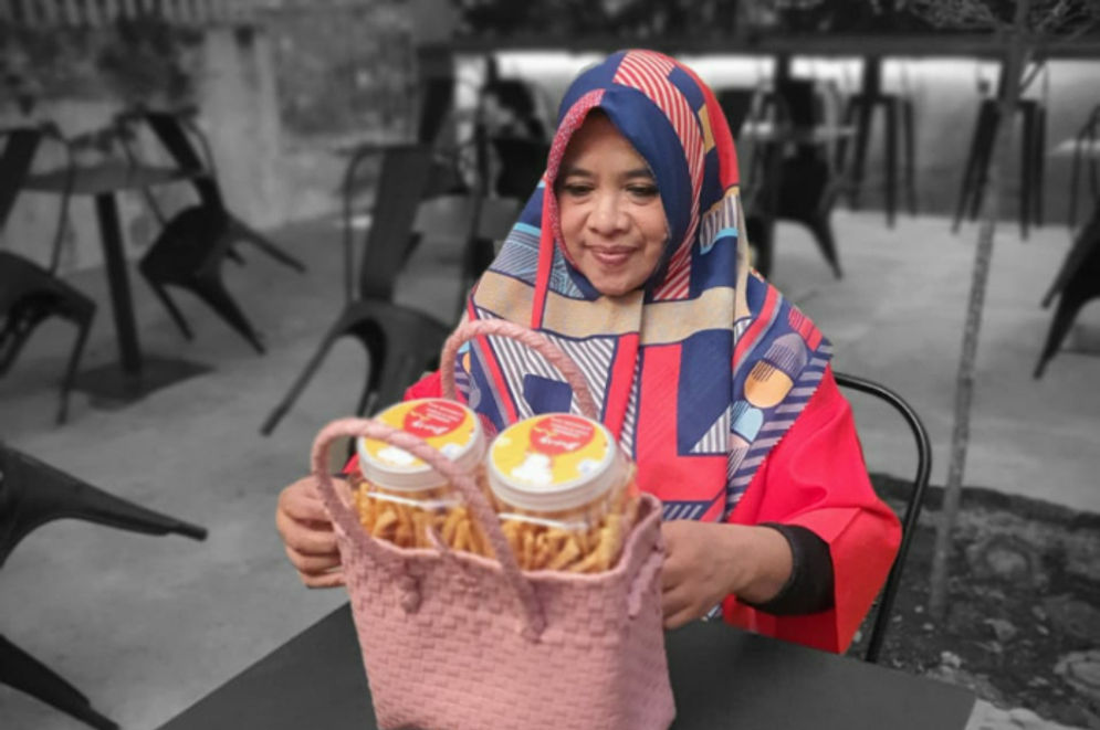 Kisah Lucy Bangun UMKM Hingga Omzet Meningkat Berkat BRI Peduli