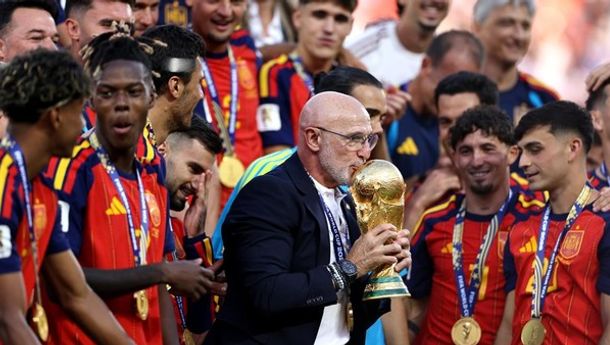 Bola, Ruang, dan Waktu: Mengapa Spanyol Menaklukkan Argentina?