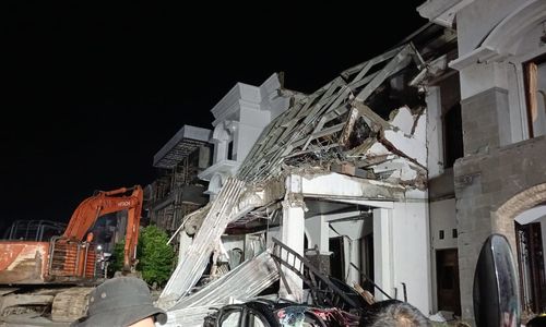 Ledakan kuat menghantam salah satu rumah di Kompleks Grand Polonia, Kota Medan