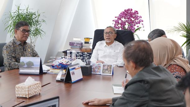 Menko Pangan Dorong PTPN I Perkuat Swasembada Pangan Nasional