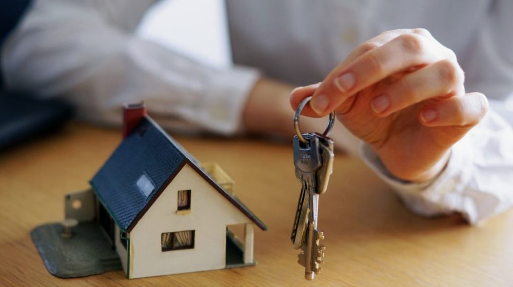 closeup-shot-person-thinking-buying-selling-house-1-1-1068x712.jpg
