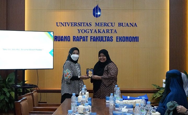 Bertekad Pertahankan Akreditasi Unggul, UMBY Kerja Sama dengan UMB Jakarta