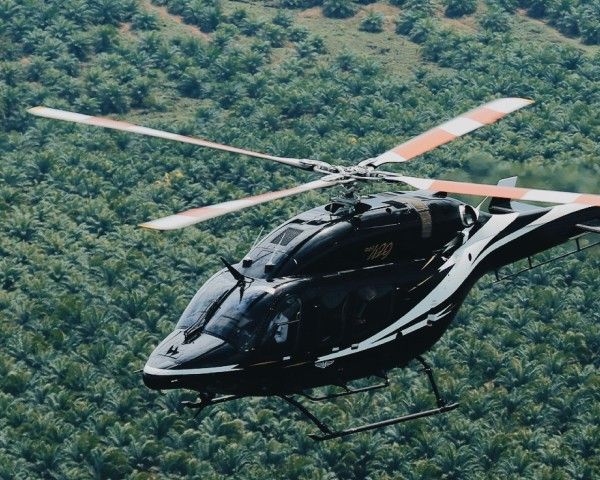 Penyewaan helikopter, salah satu layanan Whitesky Aviation yang tersedia di Jakarta dan Balikpapan.