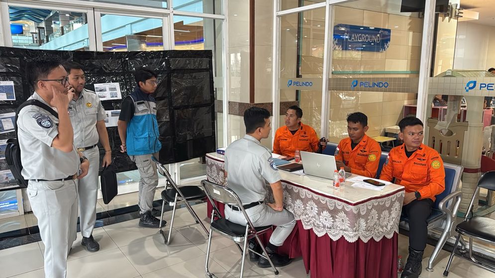Jasa Raharja Jamin Seluruh Korban Kebakaran KM Mutiara Sentosa II di Perairan Sumenep.