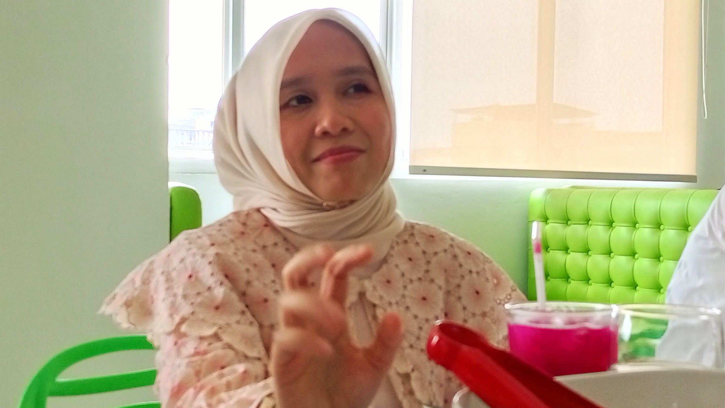 Dokter Spesialis Saraf Columbia Asia Hospital Aksara, dr. Indriazel Sahputri Hutasuhut, Sp.N., saat berbincang dengan jurnalis, Sabtu (1/8/2026)