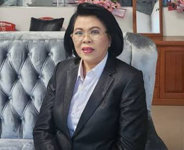 Rektor Universitas Kristen Indonesia Tomohon, Sandra Korua.