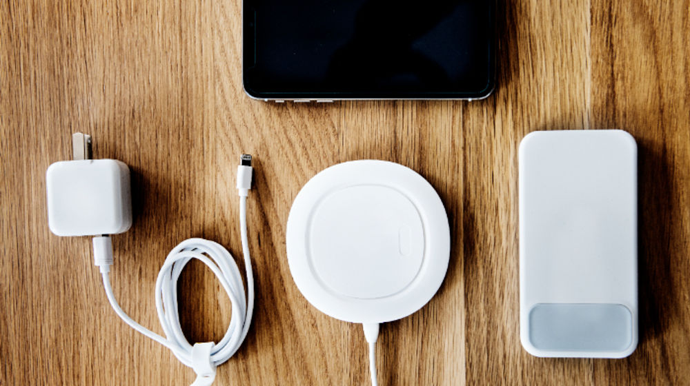3 Alasan Wireless Charging Belum Bisa Gantikan Charger Berkabel