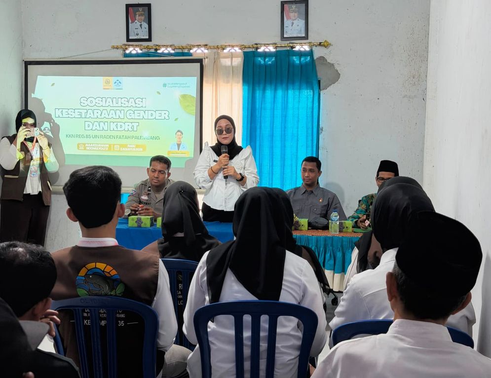 Suasana Kegiatan bertajuk "Kesetaraan Gender dalam Perspektif Islam serta Hak dan Kewajiban Suami Istri dalam Mewujudkan Keluarga Sakinah dan Pencegahan Kekerasan dalam Rumah Tangga (KDRT) serta Perlindungan Hukum bagi Korban"