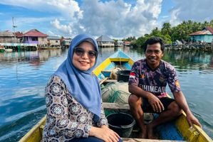 Menembus Ombak Demi Warga, Ini Dedikasi Mantri BRI di Pelosok Wakatobi
