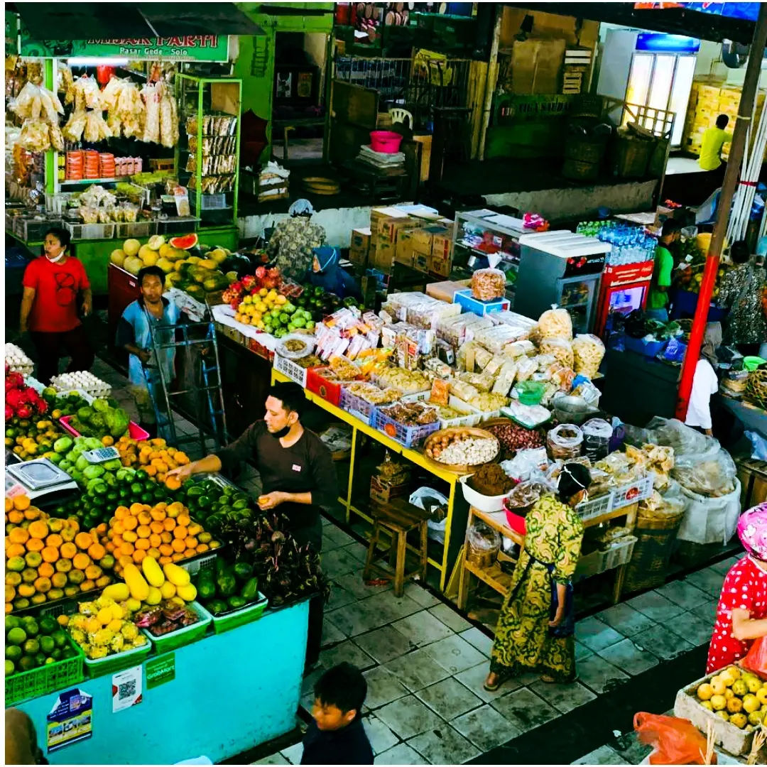 Kenali Tren Wisata Snackpacking, Liburan Sambil Cari Jajanan Lokal!