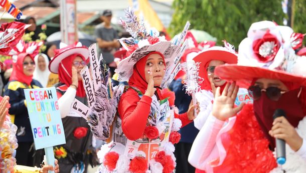Ironi Karnaval Kemerdekaan RI:  Memoles 'Kemiskinan' demi 'Kemeriahan Semu'