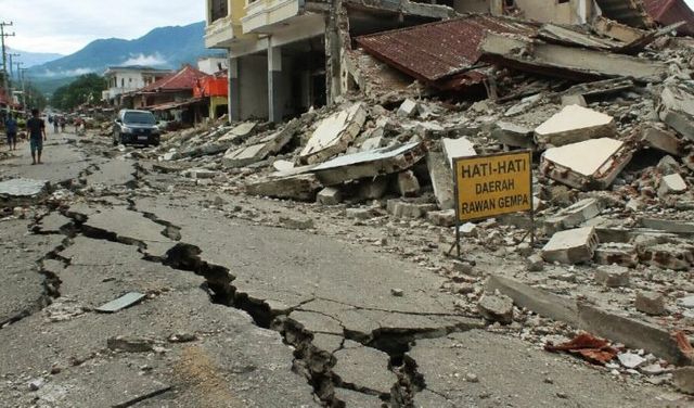 Gempa bumi berkekuatan 7,7 Magnitudo mengguncang wilayah Nusa Tenggara Timur (NTT) pada Sabtu (15/8/2026) pukul 04.58.24 WIB