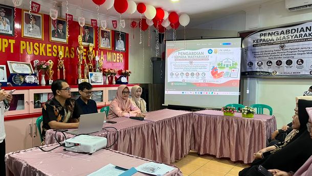FK Unila Edukasi Faktor Risiko Penyakit Jantung di Puskesmas Segala Mider