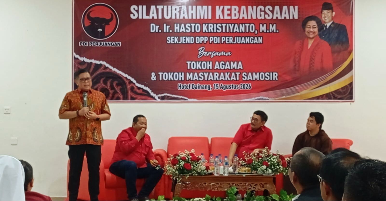 Sekretaris Jenderal DPP PDI Perjuangan Hasto Kristiyanto menegaskan pembangunan kantor DPC harus memberi manfaat nyata bagi masyarakat