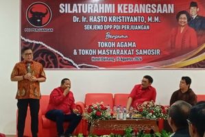  Sekretaris Jenderal DPP PDI Perjuangan Hasto Kristiyanto menegaskan pembangunan kantor DPC harus memberi manfaat nyata bagi masyarakat