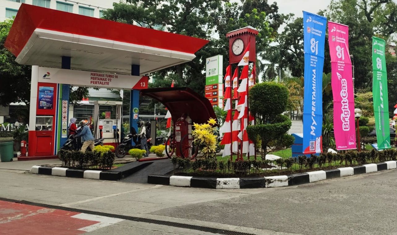 PT Pertamina Patra Niaga Regional Sumbagut menghadirkan rangkaian program apresiasi pelanggan di SPBU melalui Promo Tarik Benang dan Aktivasi Tebus Murah