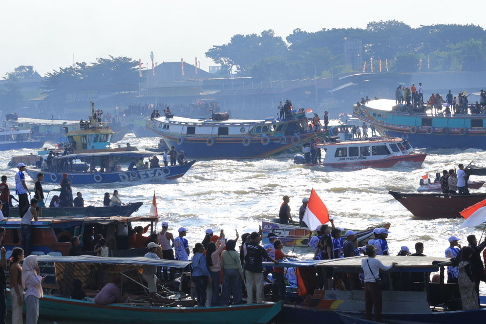 Perhelatan Perahu Bidar Prestasi dan perahu hias menjadi salah satu ajang wisata yang paling ditunggu setiap tahun