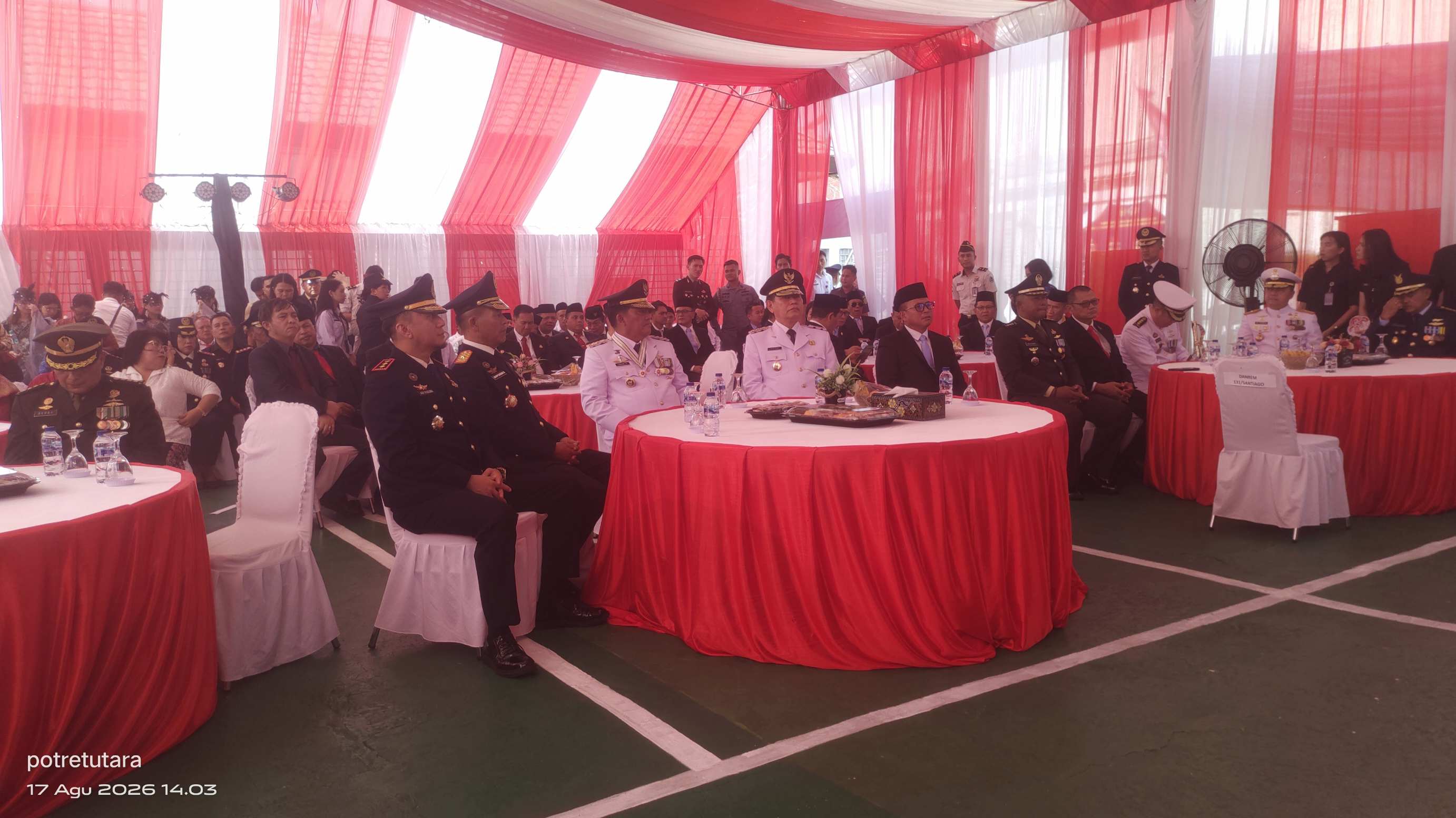 Kegiatan penyerahan remisi dalam rangka HUT RI ke-81 di Rutan Manado.