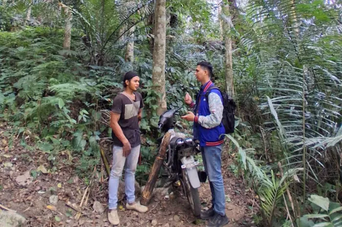 Terobos Jalan Terjal, Mantri BRI Dampingi Pelaku Usaha di Cianjur Selatan