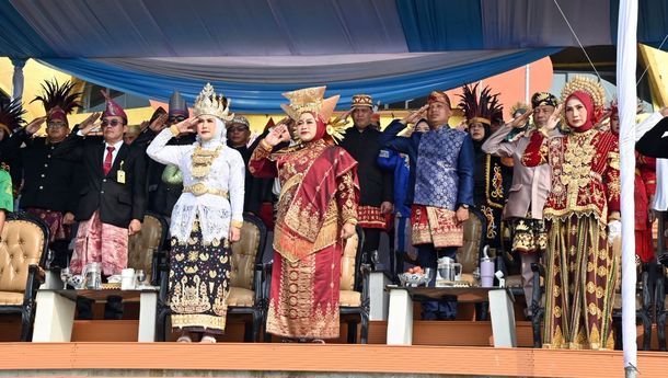 Usai Merah Putih Diturunkan, Warna Budaya Nusantara Menghiasi Menara Siger