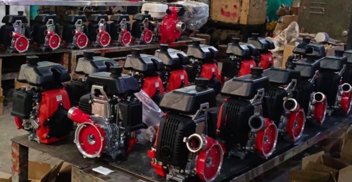 500 unit mesin pompa air untuk memperkuat penanganan kebakaran hutan dan lahan di Kalimantan.