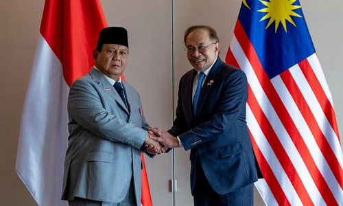 presiden-prabowo-subianto-melakukan-pertemuan-dengan-perdana-menteri-malaysia-anwar-ibrahim_169.jpeg