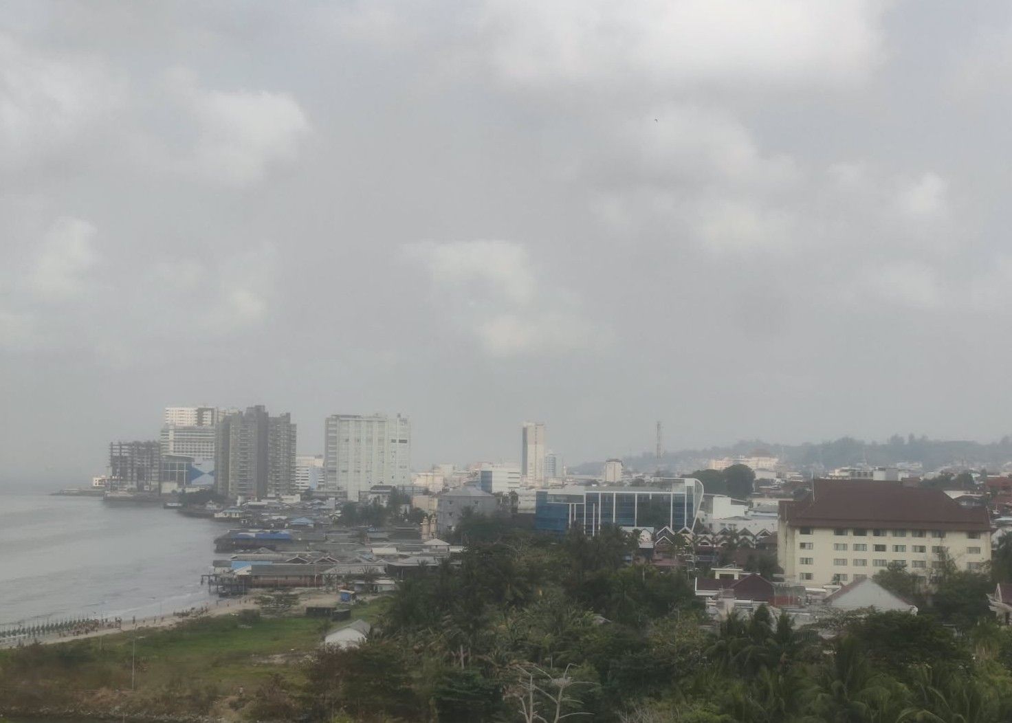 Kota Balikpapan saat difoto pada Sabtu, 29 Agustus 2026. Dinkes Kaltim ungkap kenaikan kasus ISPA.