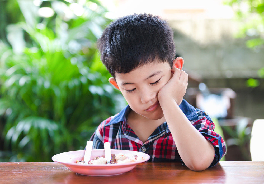 Ilustrasi anak susah makan.
