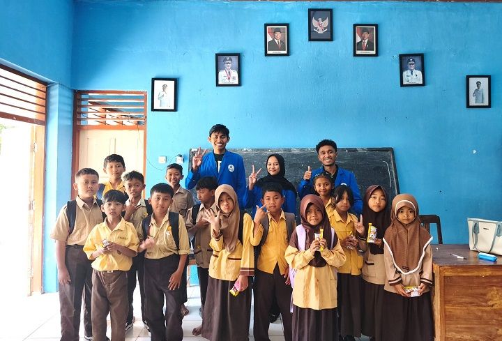 HIMATIKA UMBY Bantu Atasi Kesenjangan Calistung di Kulon Progo