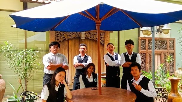 OSPEK APTI Ditutup dengan Pengenalan dan Tour di Hotel Paragon