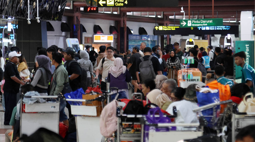 Penutupan Bandara Soeta - Panji 1.jpg