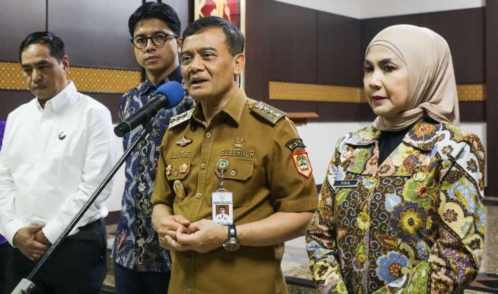 gub sampah.jpg