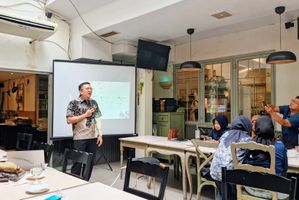 Kepala Kantor Perwakilan BEI Sumut Muhammad Pintor Nasution dalam workshop dengan wartawan di Medan