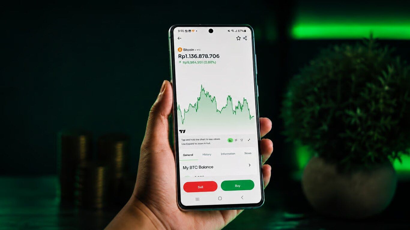 Ilustrasi pergerakan BItcoin (BTC) di aplikasi FLOQ