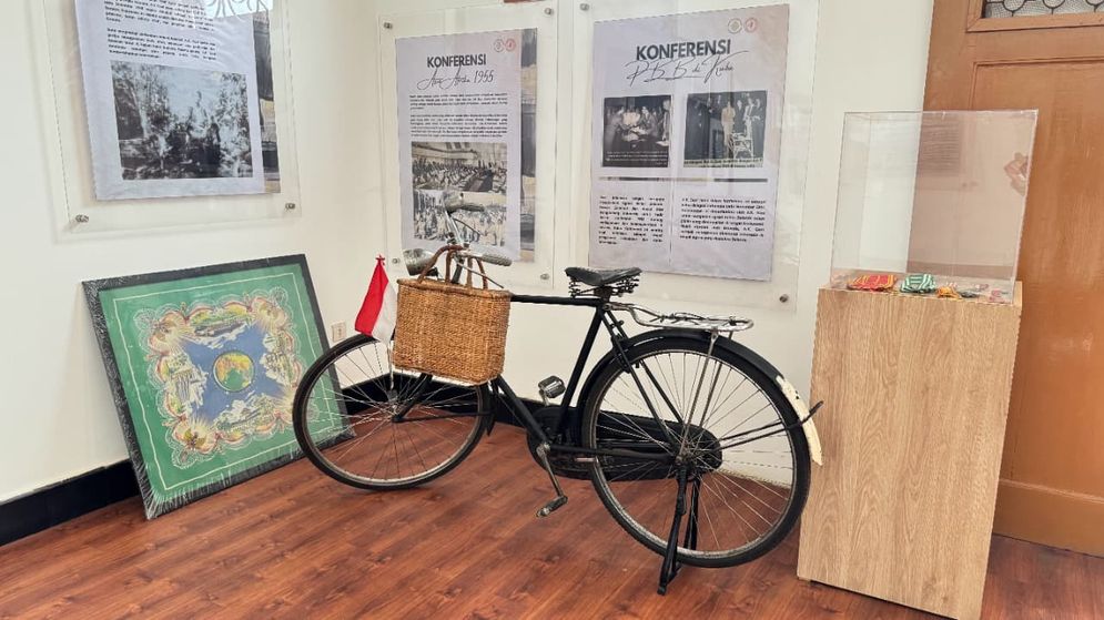 Sepeda milik Pahlawan Nasional AK Gani menjadi salah satu barang yang dipamerkan di Museum AK Gani