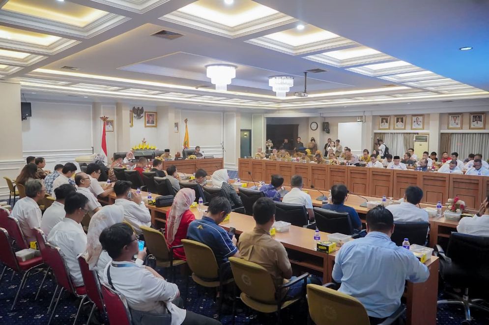 Gubernur Mirza Tegaskan Komitmen Lampung Sukseskan Program 3 Juta Rumah.jpeg