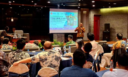 Kepala Kanwil 1 KPPU Ridho Pamungkas dalam advokasi dan pelatihan Program Kepatuhan Persaingan Usaha dengan Grab Indonesia