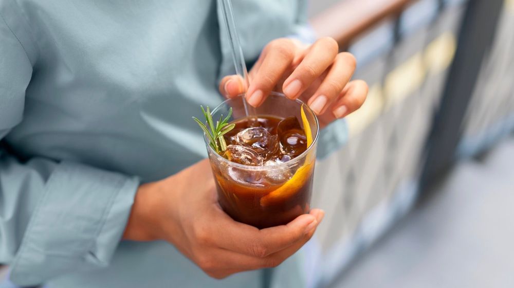 Terkesan Menyegarkan, 4 Minuman Ini Justru Bahaya untuk Kesehatan Ginjal
