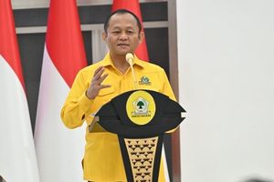 ketua-fraksi-partai-golkar-dpr-ri-m-sarmuji-1760294189193_169.jpeg