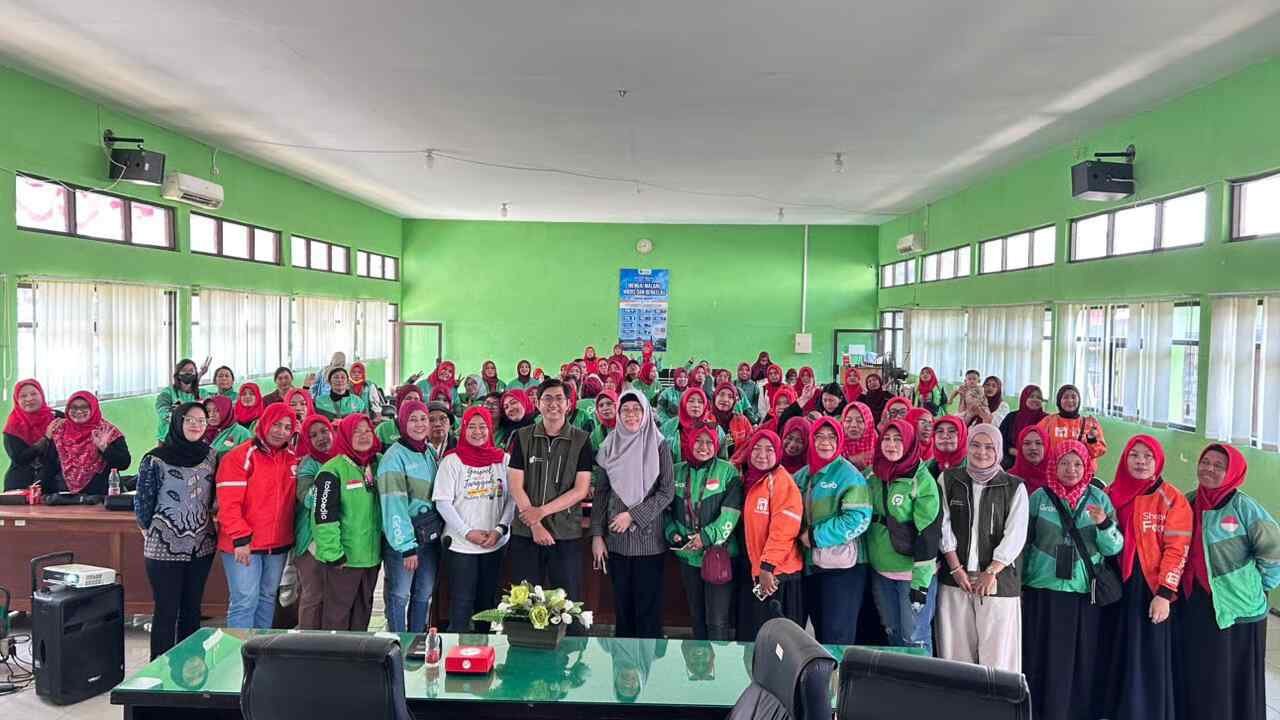AI for Productivity bersama komunitas Gerakan Sayang Perempuan Ojol (GASPOL) Kota Malang