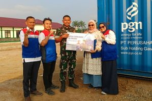  PGN melalui SOR 1 menyalurkan tabung oksigen kepada Yonif TP 902/Sri Paduka Gocah dan RSUD Aceh Tamiang