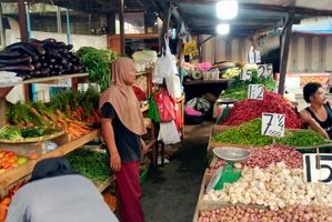 Aktivitas pedagang pasar tradisional di Tanjungmorawa, Deliserdang
