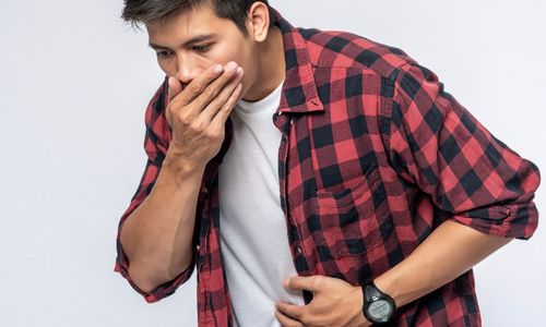 Keracunan Makanan Basi? Lakukan 5 Hal Ini untuk Menanganinya